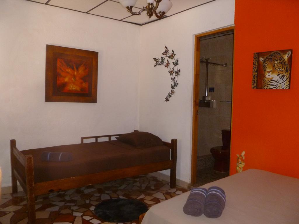 Hostel Wunderbar Puerto Lindo Esterno foto